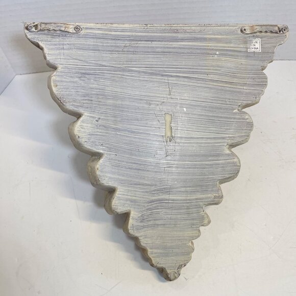 Vintage-Inspired Wall-Mounted Decorative Plaster Shelf With Sculpted Face Motif - Picture 5 of 10